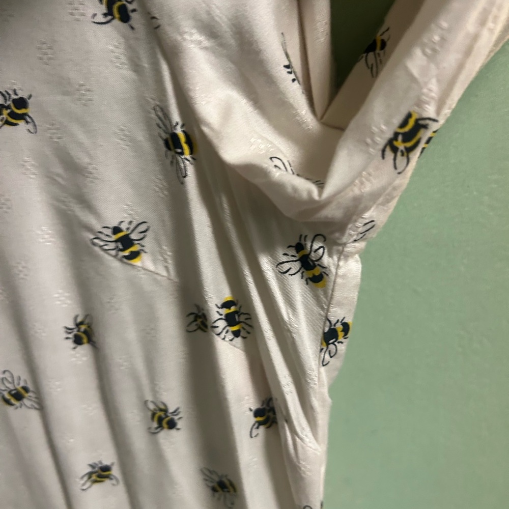 Cath Kidston bumblebee dobby dress - Picture 6 of 7